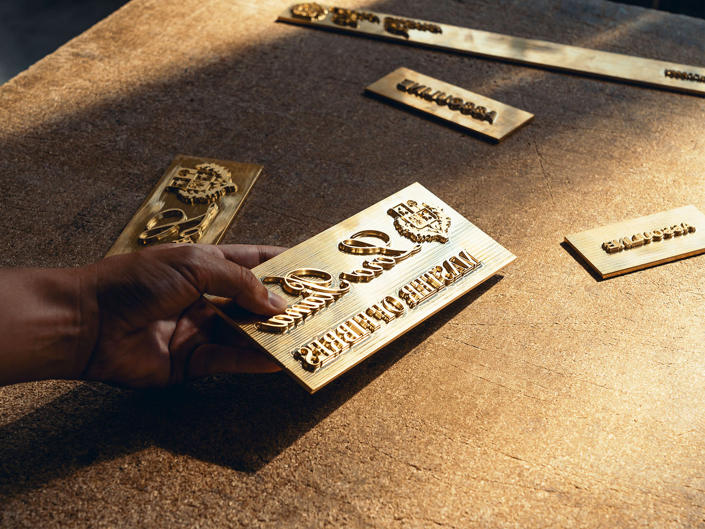 ロロピアーナ　3番目の取引 楽天市場】ロロピアーナ スーツ スリーピースの通販